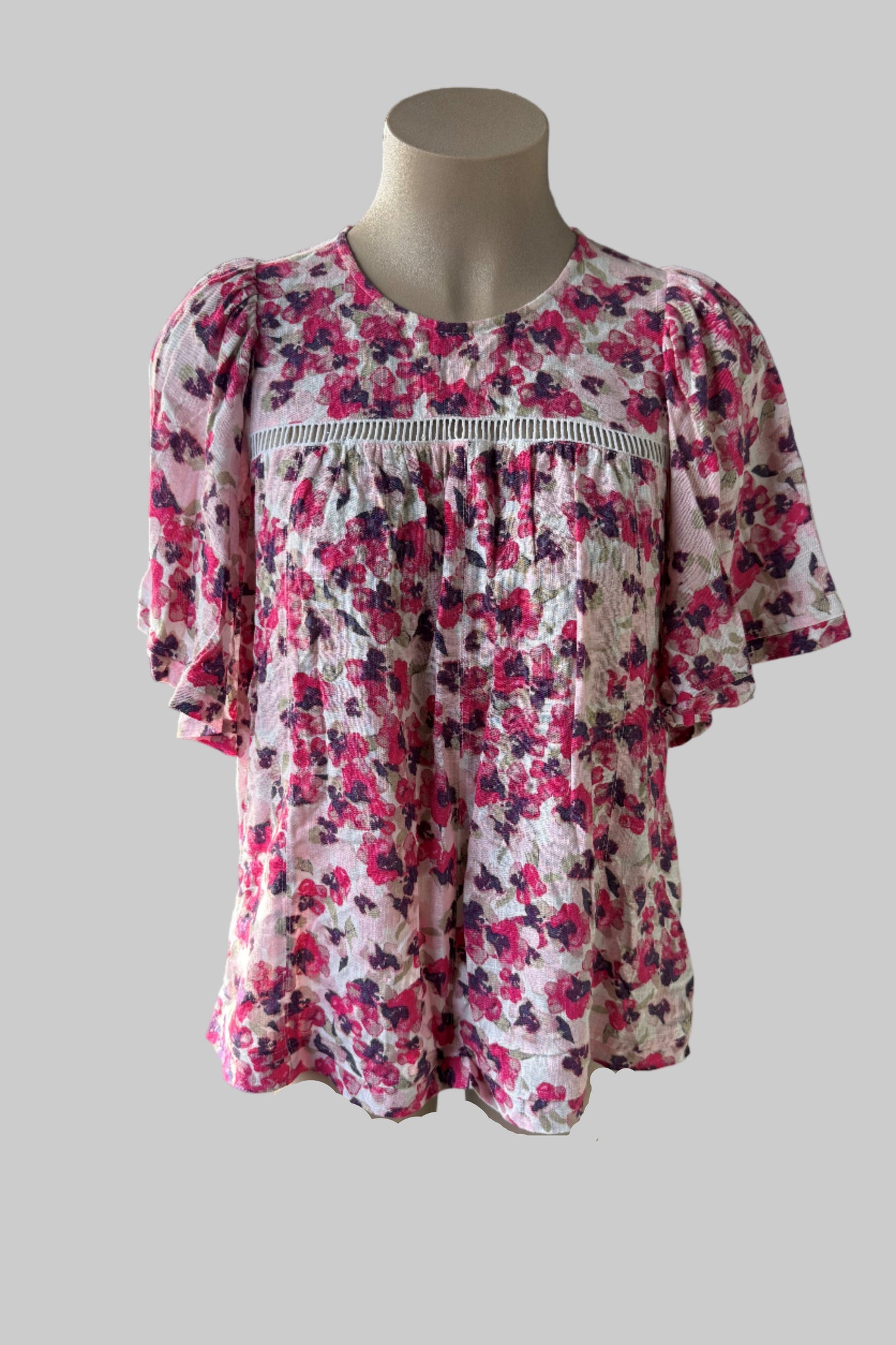 Decjuba Pink Top Size 10