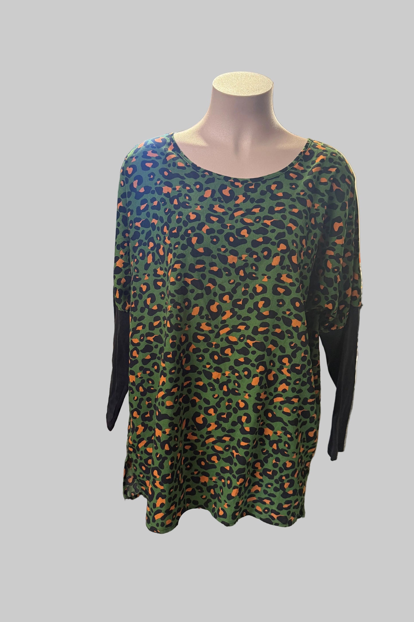 Charlo Top Size 14