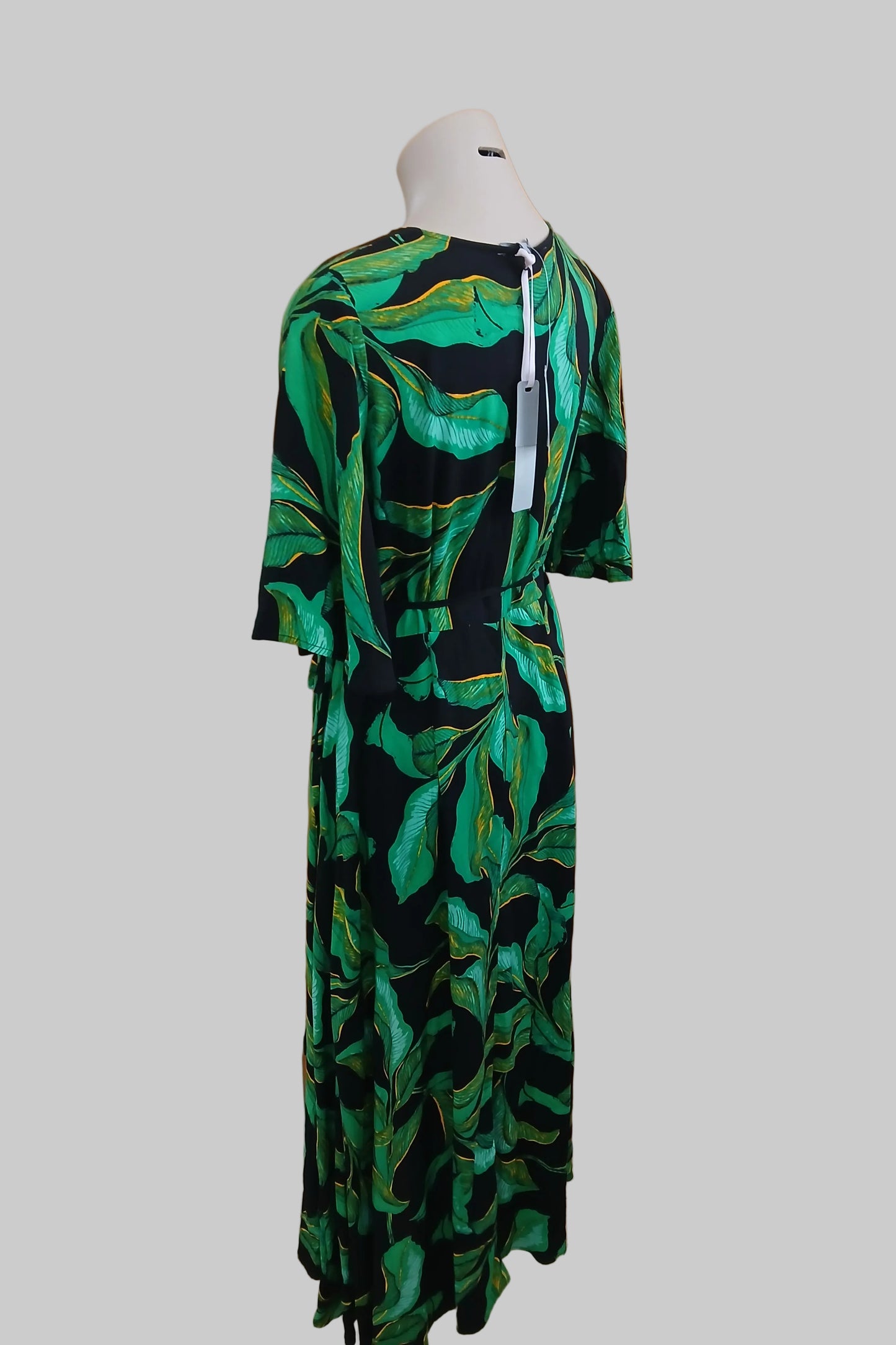 Coco & Belle Dress Size S