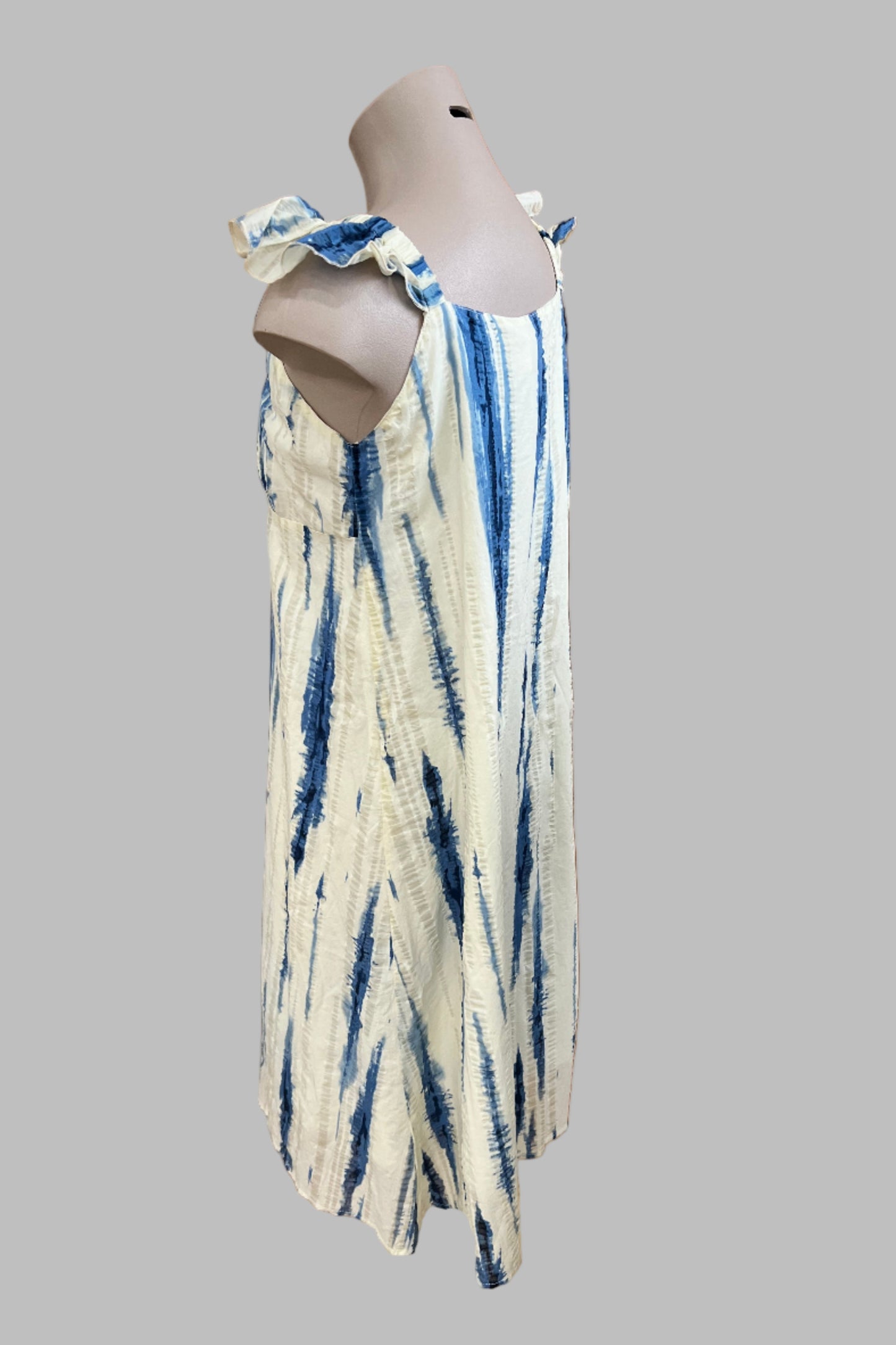 Bella Dress Size M