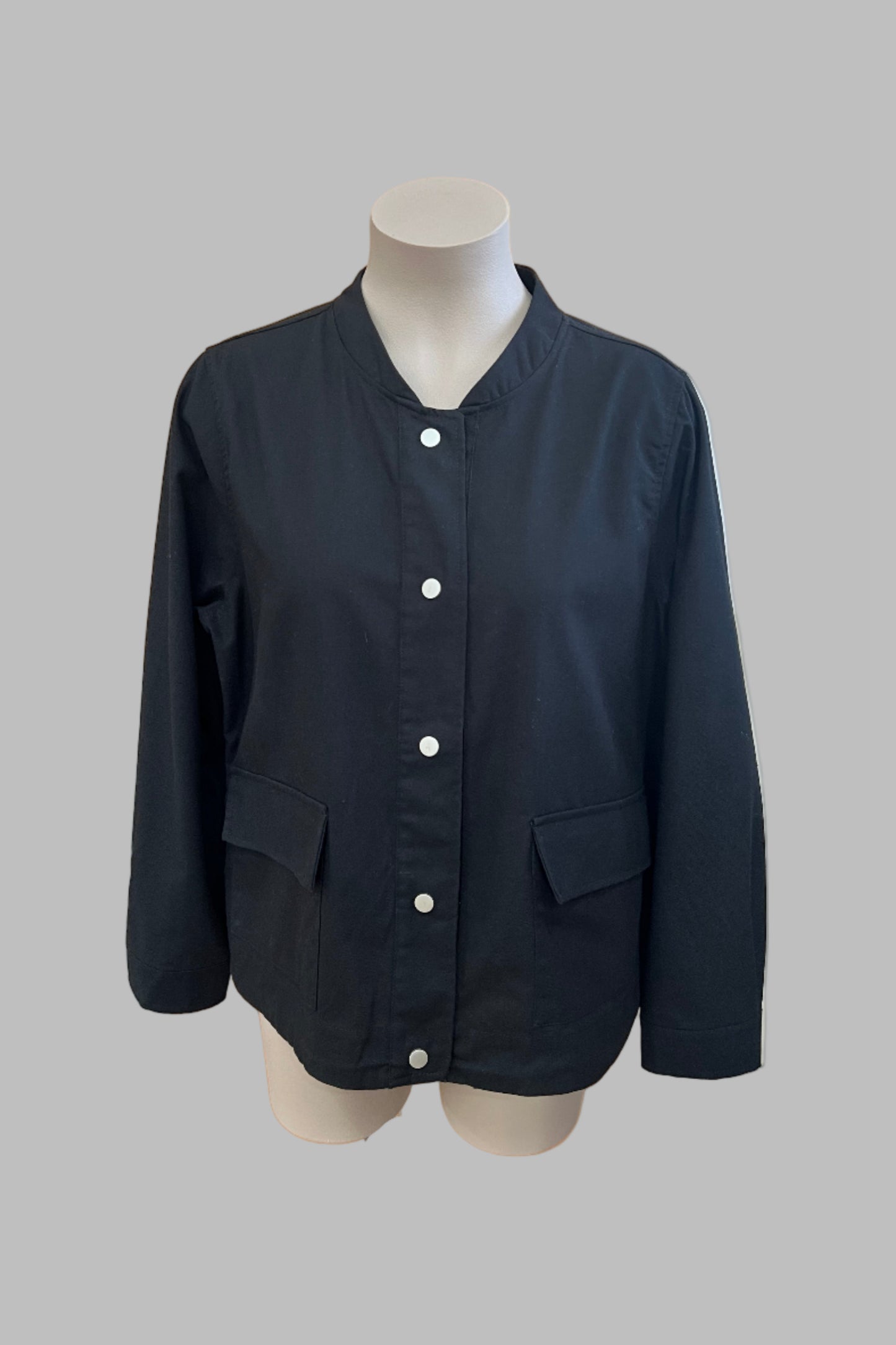 Twin Lakes Black Jacket Size 16