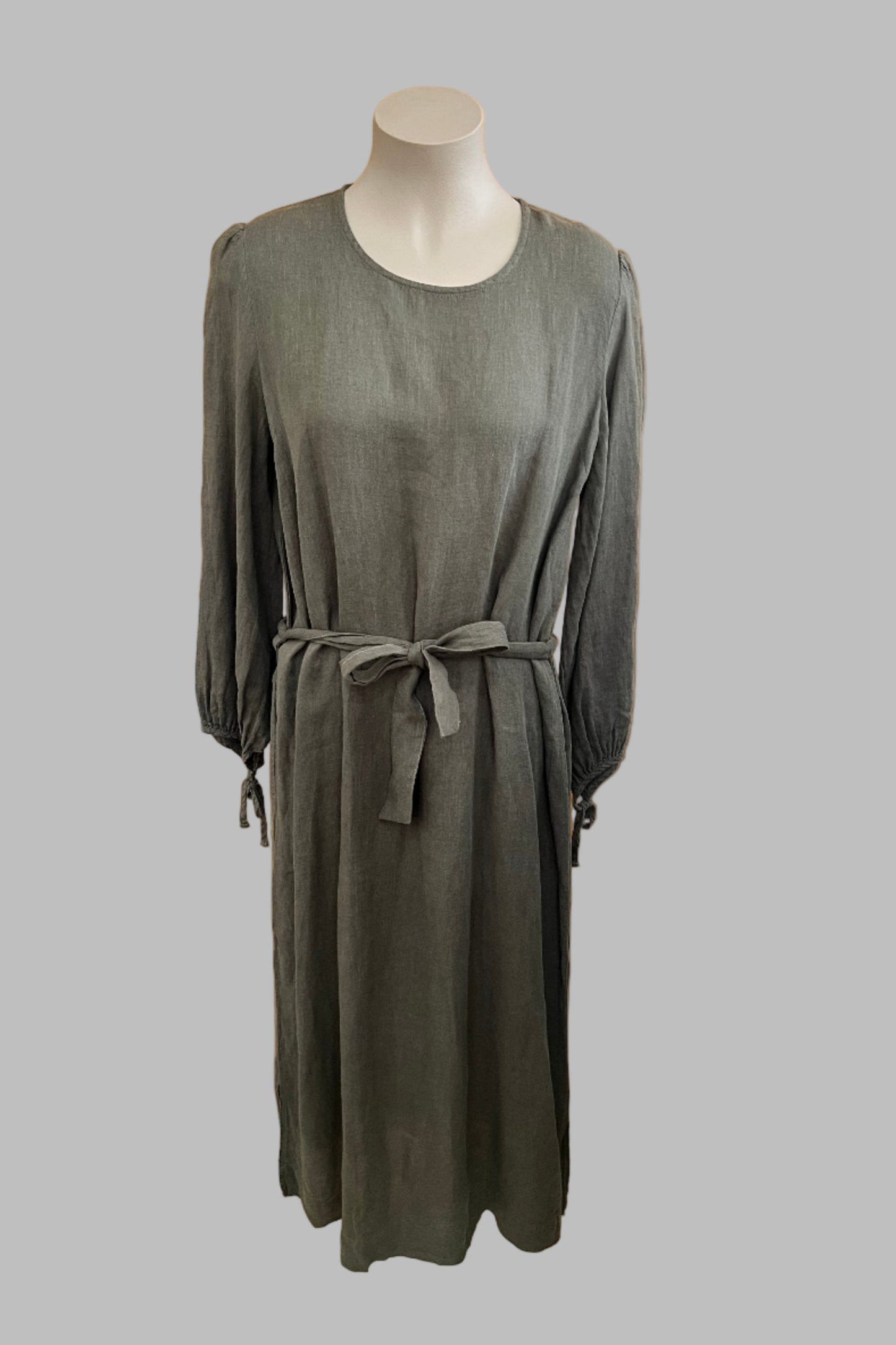 Humidity Dress Size 14
