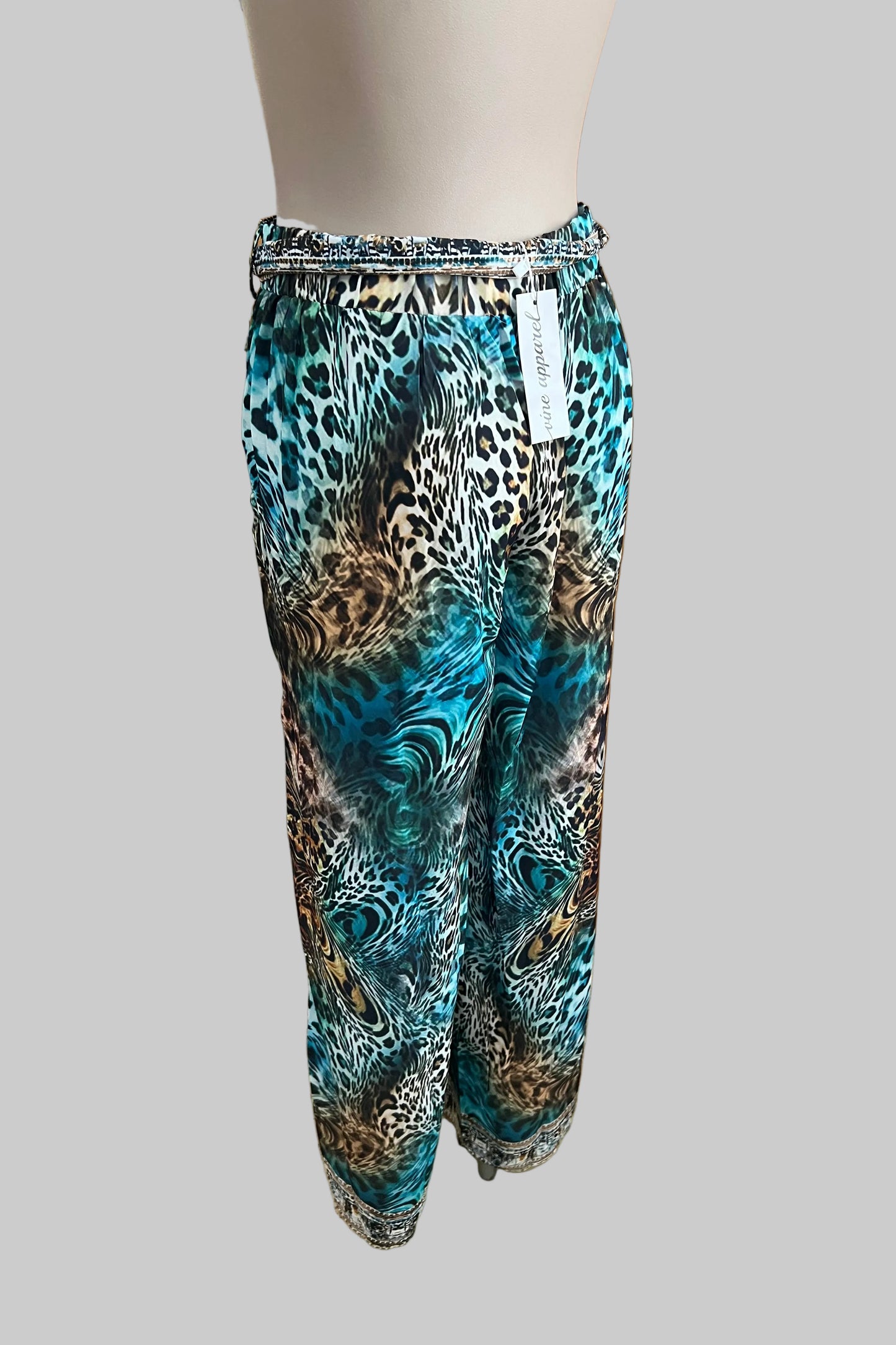 Vine Apparel Pants Size 16
