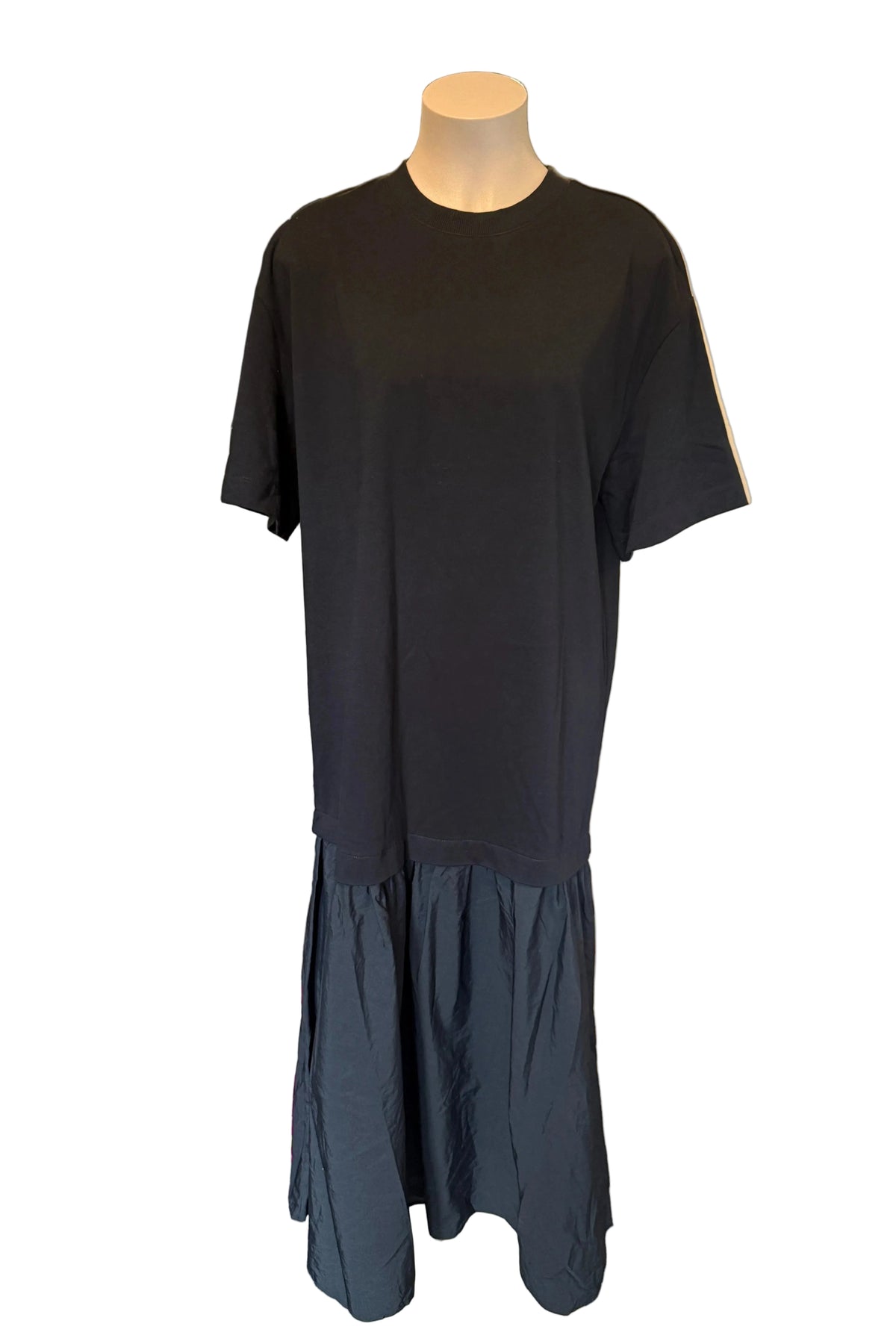 D-Luxe Basics Dress Size L
