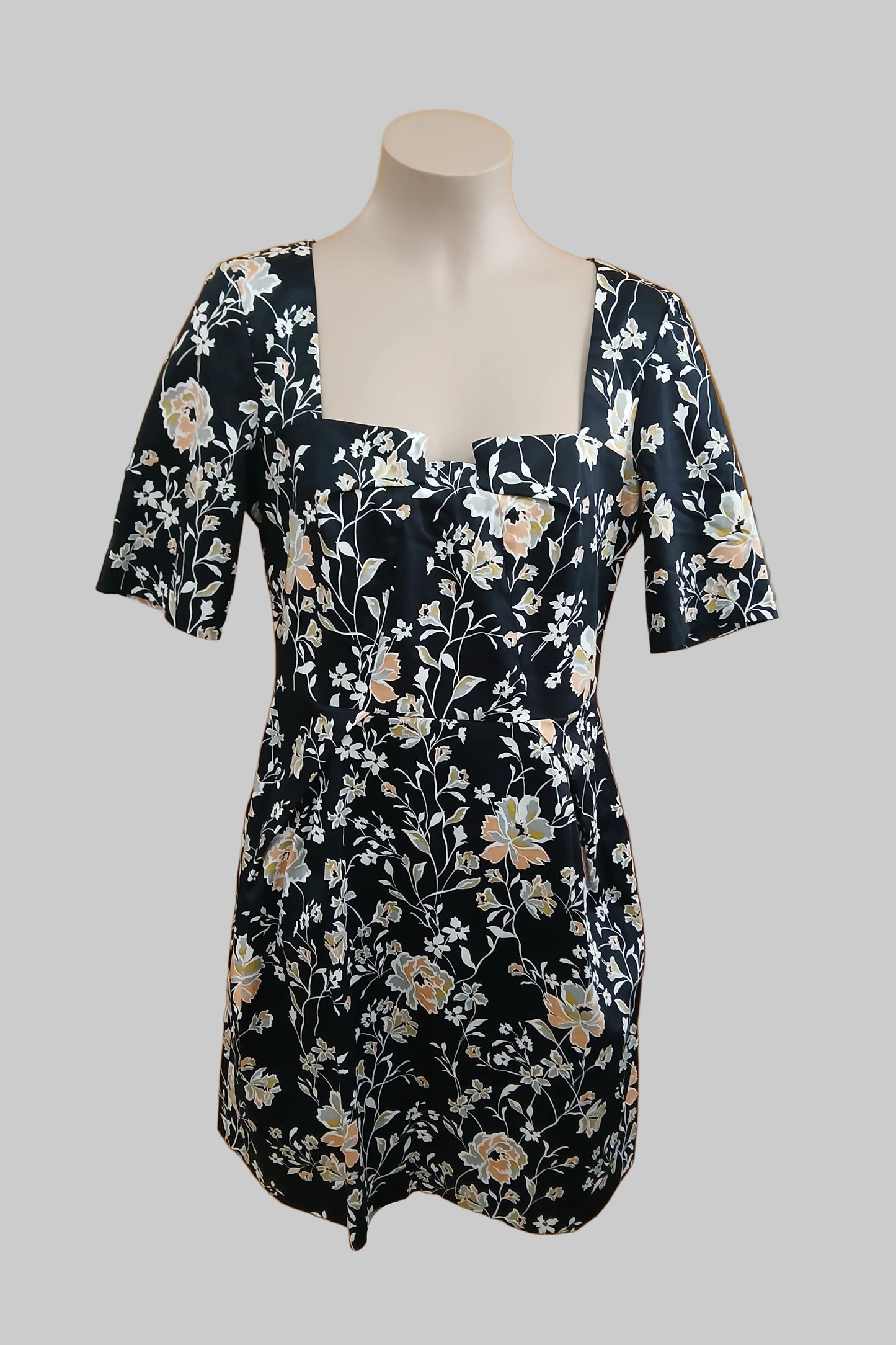 Cue Dress Size 12