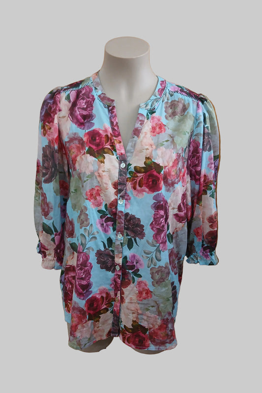 Blue Illusion Floral Top Size XL