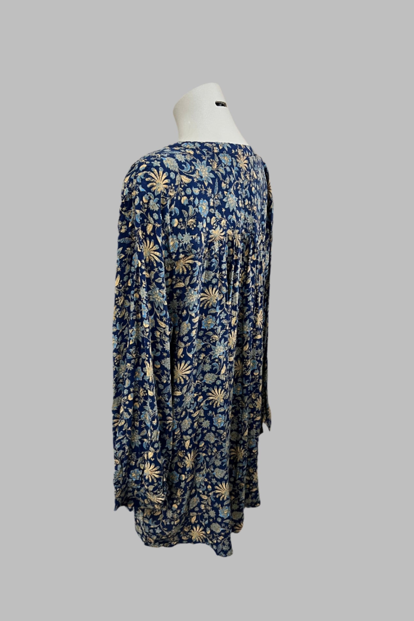 Isobelle Top Size 22