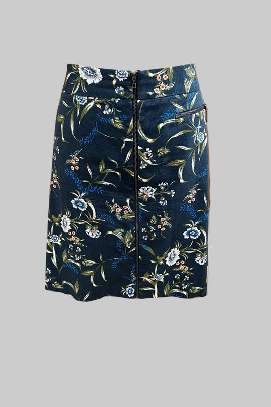 Cue Skirt Size 14