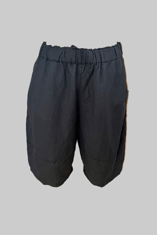 Moochi Black Shorts Size 12