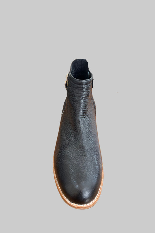 Isabella Anselmi Black Boots Size 41