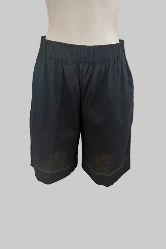 Trelise Cooper Black Shorts Size L